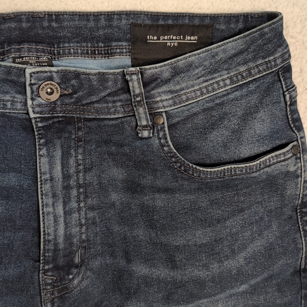 The Perfect Jean NYC Men's Size 36 35"x25" Dark Blue Slim Fit Stretchy Hemmed.‎